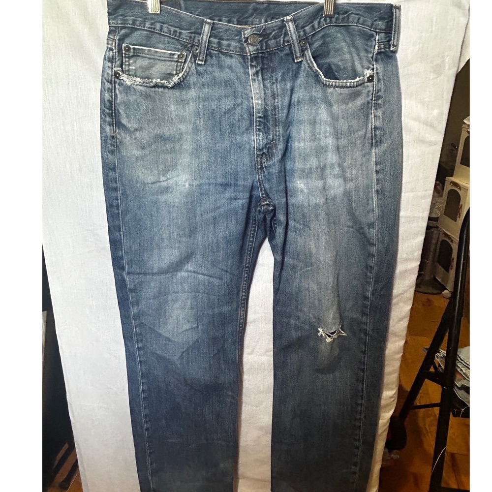 Levis 514 Straight Fit Jeans Mens 36x30 Medium Wash Distressed Blue Vintage